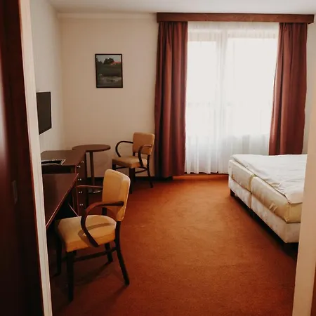 Hotel Golf 3*