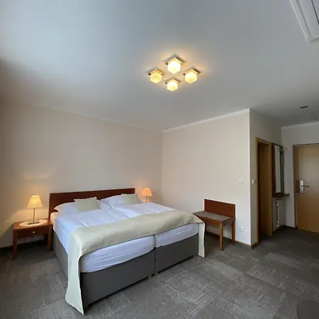 Golf Hotel