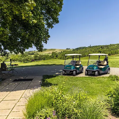 Golf 3* Slavkov u Brna